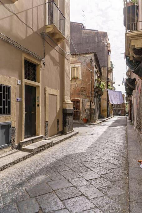 Appartamento Domus Lavica Катания Экстерьер фото